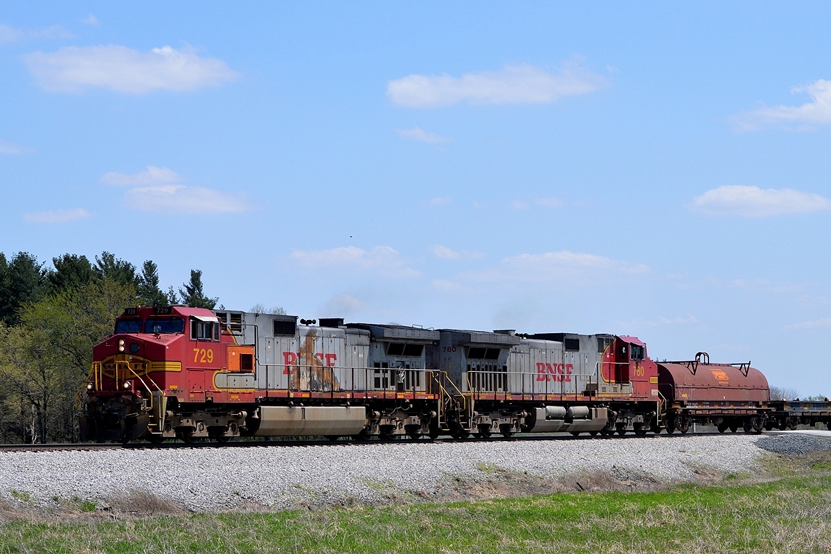 BNSF 729